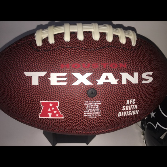 Football with Mini Helmet - Picture 6 of 7